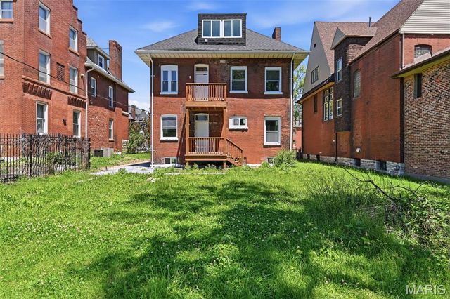 4266 Washington Boulevard, St Louis, MO 63108