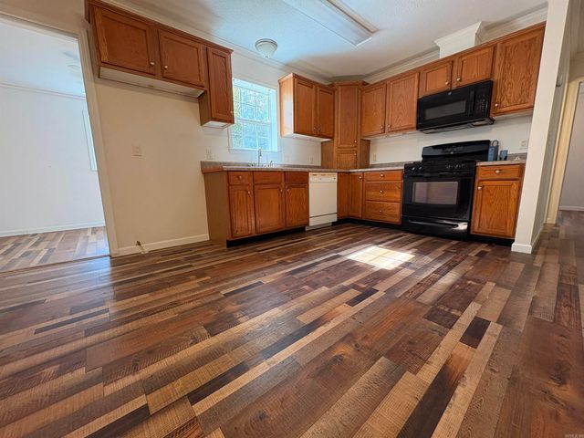 371 County Line Road, Rose Bud, AR 72137