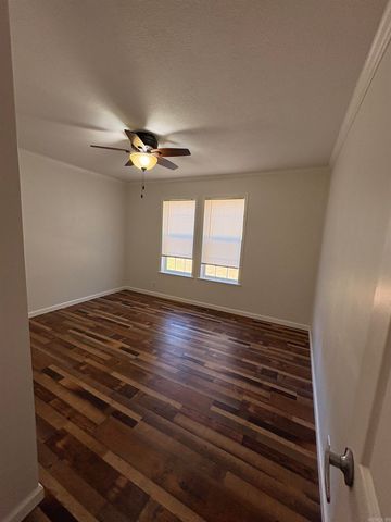 371 County Line Road, Rose Bud, AR 72137