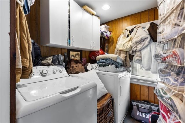 45 Groveland St, Abington, MA 02351