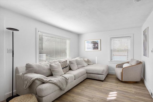 45 Groveland St, Abington, MA 02351