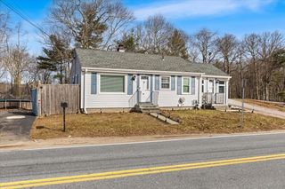 45 Groveland St, Abington, MA 02351