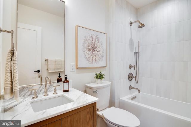 1 CHANNEL DRIVE #1707, Monmouth Beach, NJ 07750