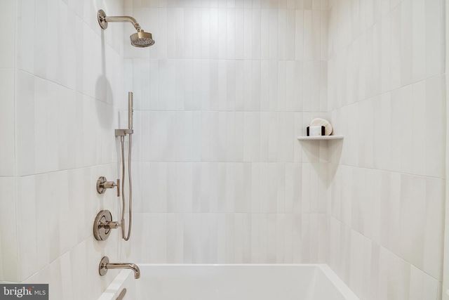 1 CHANNEL DRIVE #1707, Monmouth Beach, NJ 07750