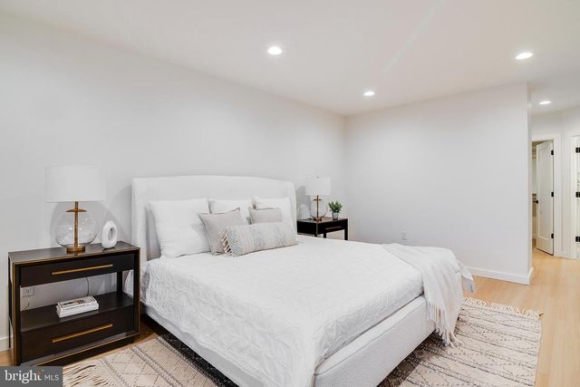 1 CHANNEL DRIVE #1707, Monmouth Beach, NJ 07750