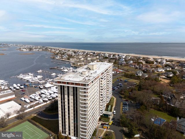 1 CHANNEL DRIVE #1707, Monmouth Beach, NJ 07750