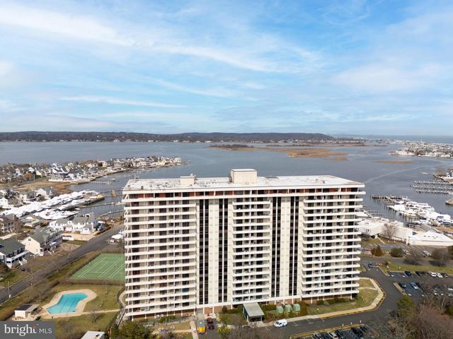 1 CHANNEL DRIVE #1707, Monmouth Beach, NJ 07750