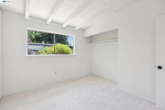 1117 Poinciana Dr, Sunnyvale, CA 94086