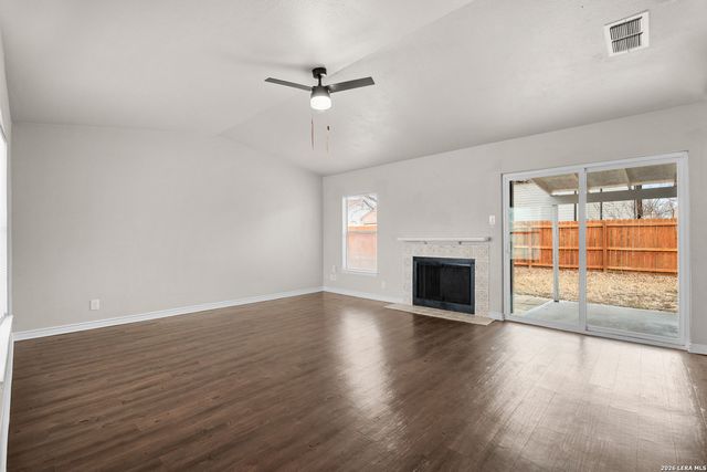 6138 Valley Tree, San Antonio, TX 78250