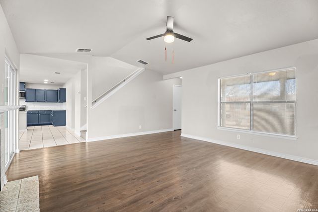 6138 Valley Tree, San Antonio, TX 78250