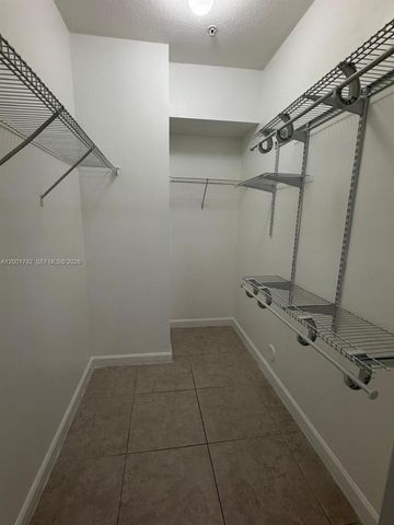 1300 NE 109th St 404, Miami, FL 33161