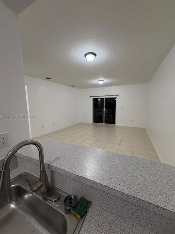 1300 NE 109th St 404, Miami, FL 33161