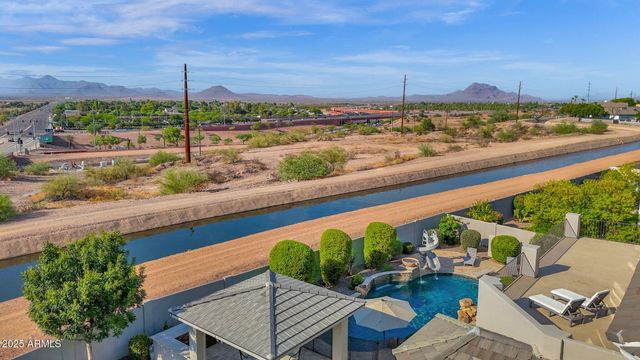 2040 E NORCROFT Street, Mesa, AZ 85213