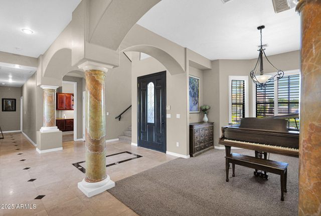 2040 E NORCROFT Street, Mesa, AZ 85213