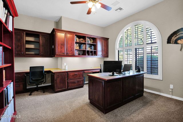 2040 E NORCROFT Street, Mesa, AZ 85213