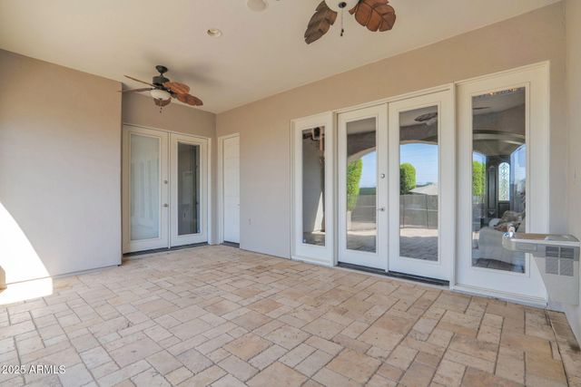 2040 E NORCROFT Street, Mesa, AZ 85213