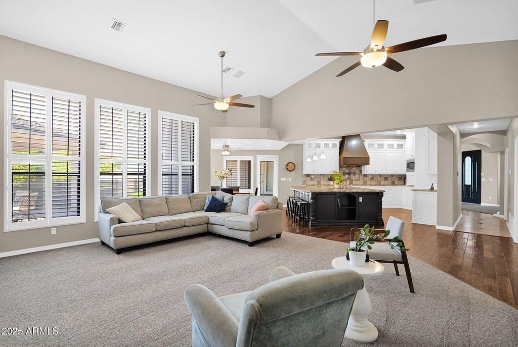 Image 21 of property listing at 2040 E NORCROFT Street, Mesa, AZ 85213