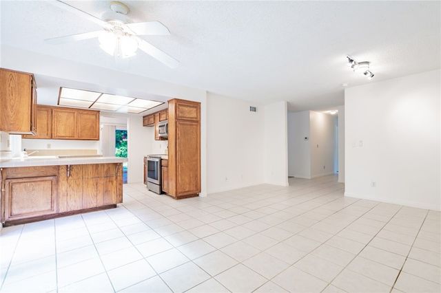 855 Tupelo Wood Court, Newbury Park, CA 91320