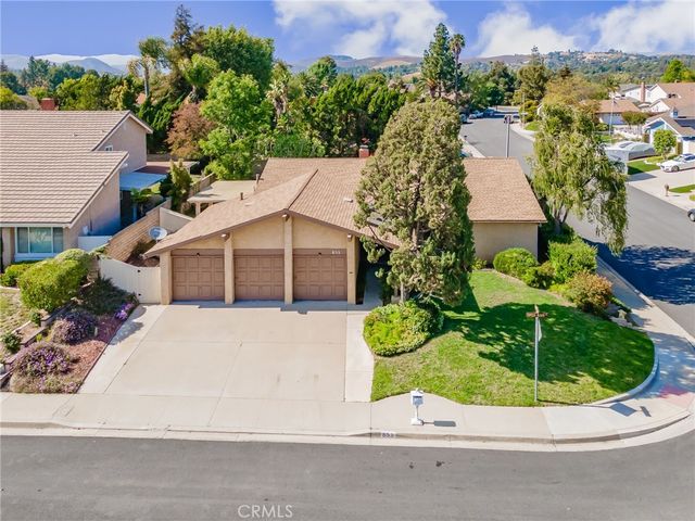 855 Tupelo Wood Court, Newbury Park, CA 91320