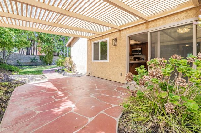 855 Tupelo Wood Court, Newbury Park, CA 91320