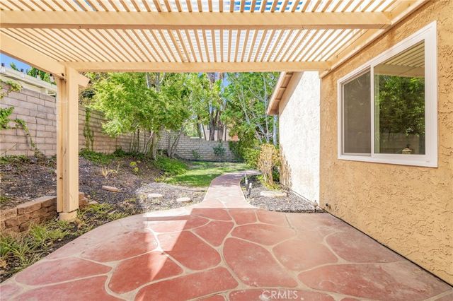 855 Tupelo Wood Court, Newbury Park, CA 91320