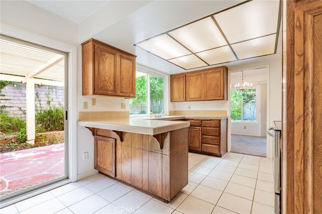 855 Tupelo Wood Court, Newbury Park, CA 91320