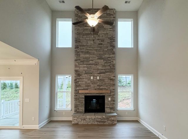 1024 Horse Whisper Run, Landrum, SC 29356