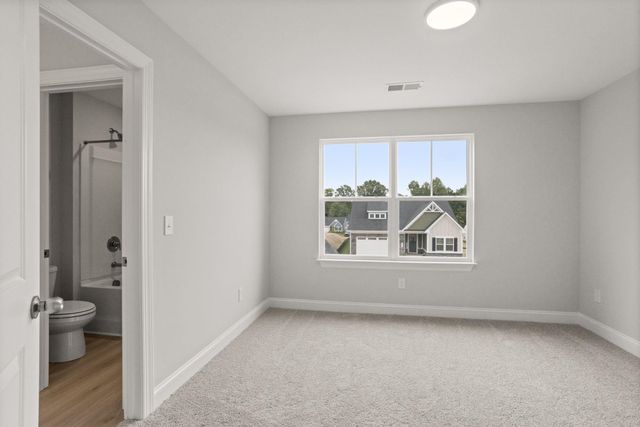 1024 Horse Whisper Run, Landrum, SC 29356