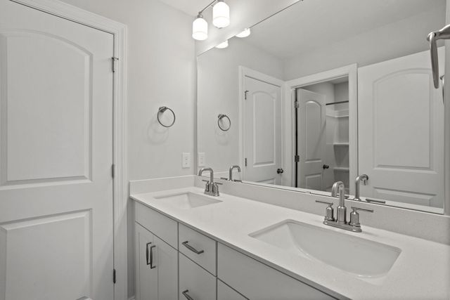 1024 Horse Whisper Run, Landrum, SC 29356
