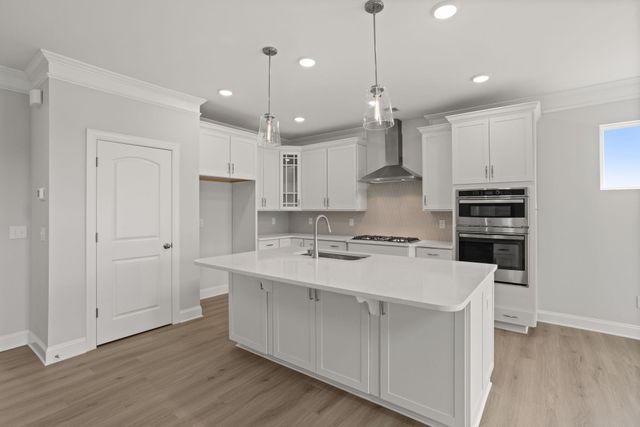 1024 Horse Whisper Run, Landrum, SC 29356