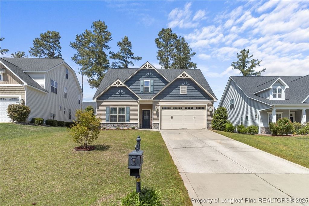 183 Falls Creek Drive, Spring Lake, NC 28390