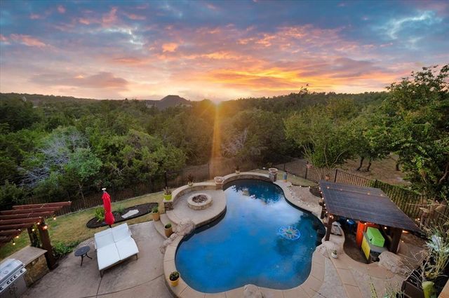 17613 Wildrye DR, Austin, TX 78738
