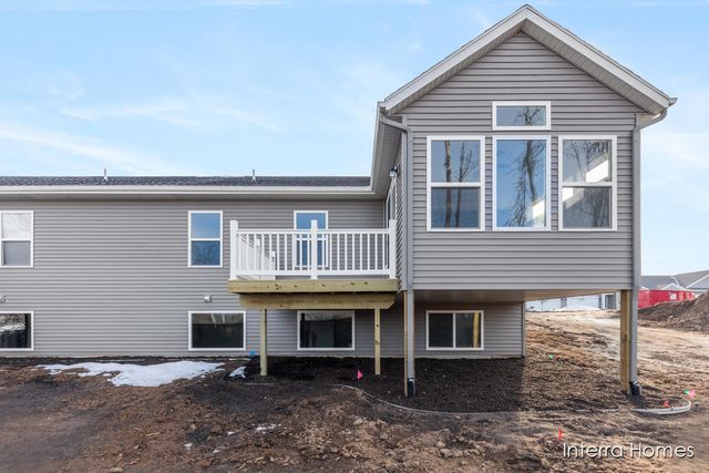 969 Scioto Drive Nw 20, Alpine Twp, MI 49321