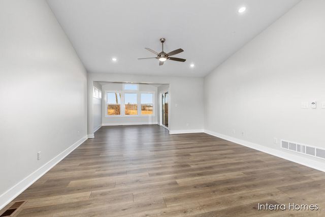 969 Scioto Drive Nw 20, Alpine Twp, MI 49321