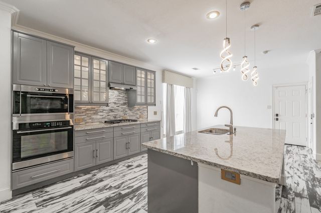 2748 Club Ridge Drive, Lewisville, TX 75067