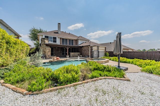 2748 Club Ridge Drive, Lewisville, TX 75067