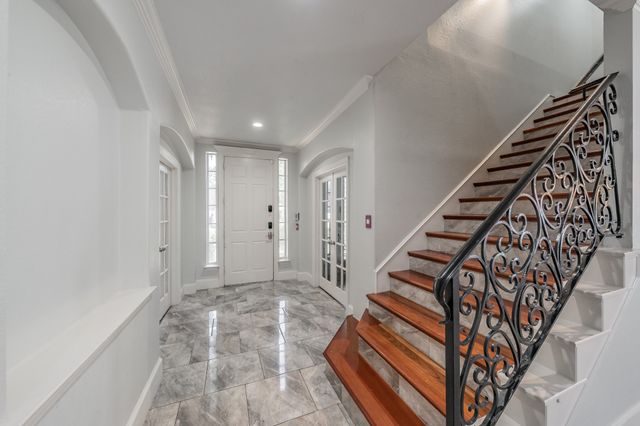 2748 Club Ridge Drive, Lewisville, TX 75067