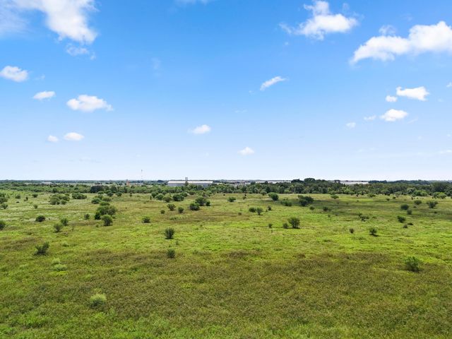 9919 Bohacek Road, Beasley, TX 77417