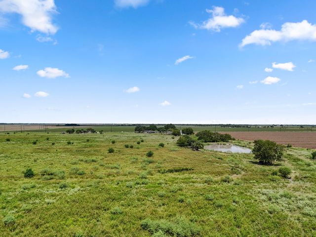 9919 Bohacek Road, Beasley, TX 77417