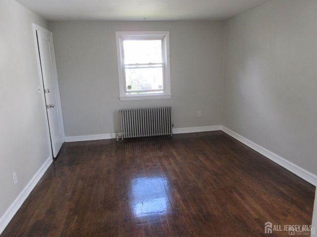 815 2nd Street B, Dunellen, NJ 08812