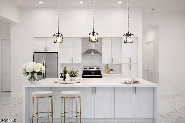 2751 NW 42nd PL, Cape Coral, FL 33993