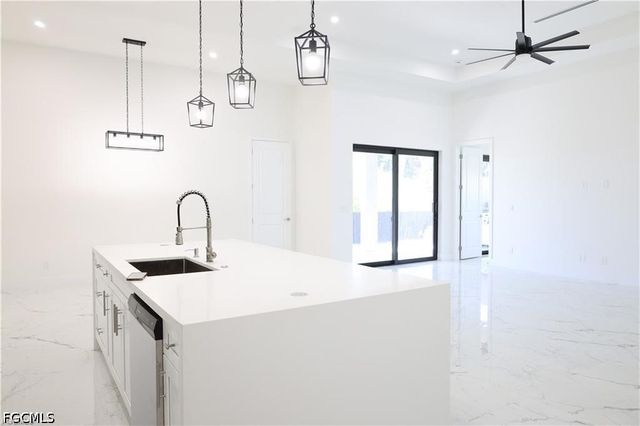 2751 NW 42nd PL, Cape Coral, FL 33993