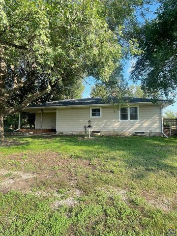 1777 Road B5, Emporia, KS 66801
