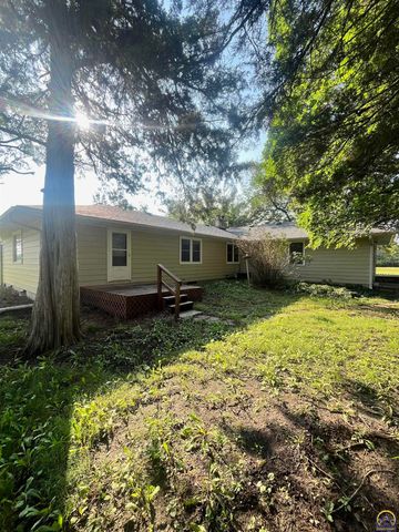 1777 Road B5, Emporia, KS 66801