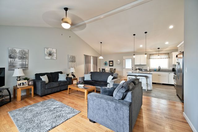 53 Pulaski St, Fall River, MA 02721