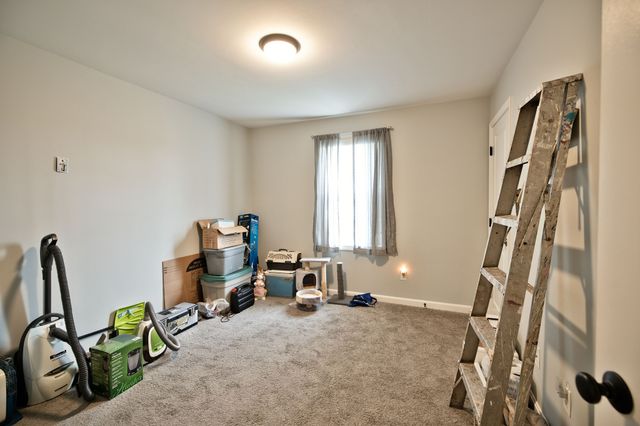 53 Pulaski St, Fall River, MA 02721
