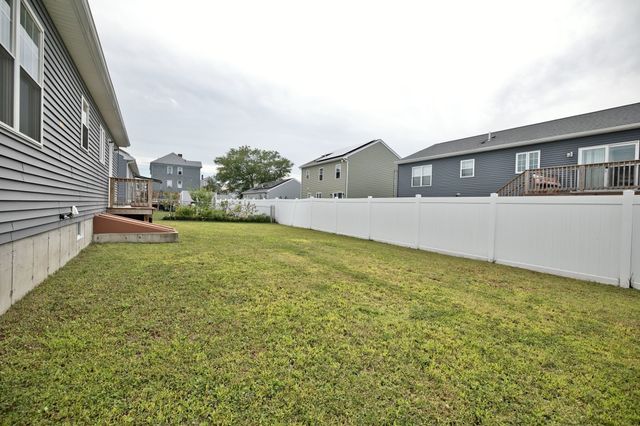 53 Pulaski St, Fall River, MA 02721