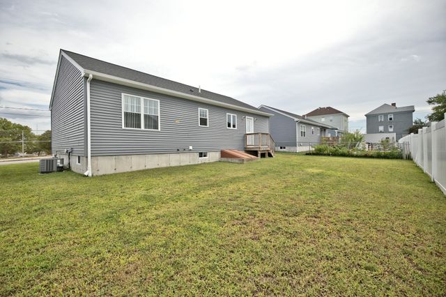 53 Pulaski St, Fall River, MA 02721