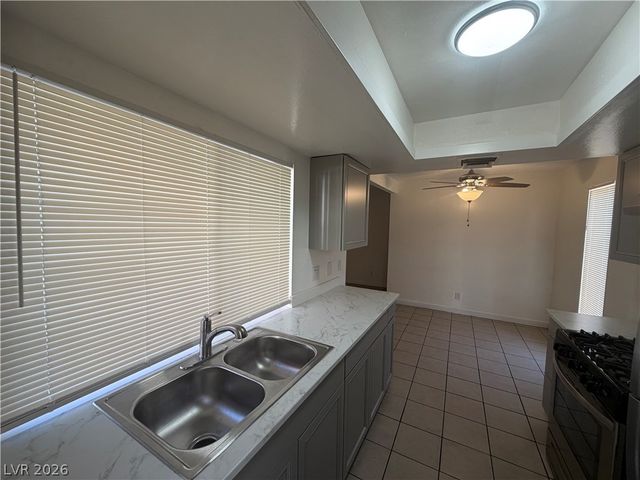 1405 Vegas Valley Drive 193, Las Vegas, NV 89169