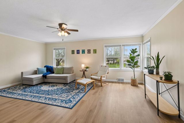 235 Dakota Street, West Saint Paul, MN 55118